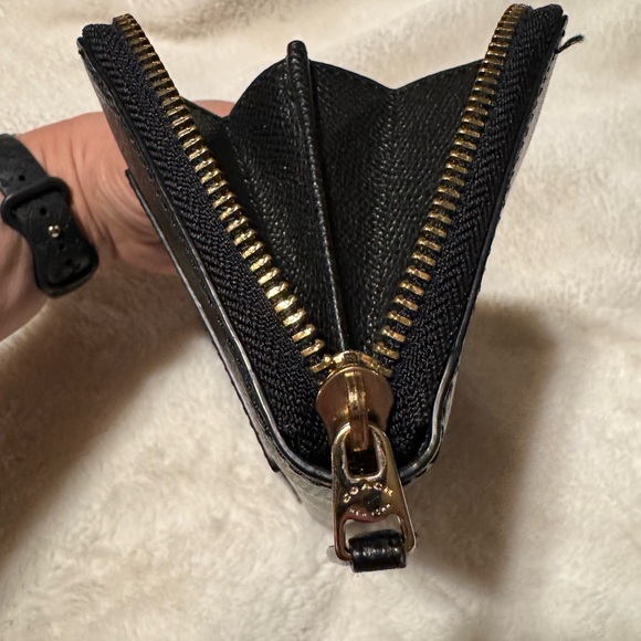 Coach Crossgrain Leather Accordion Zip Wallet F54007 - Picture 6 of 9